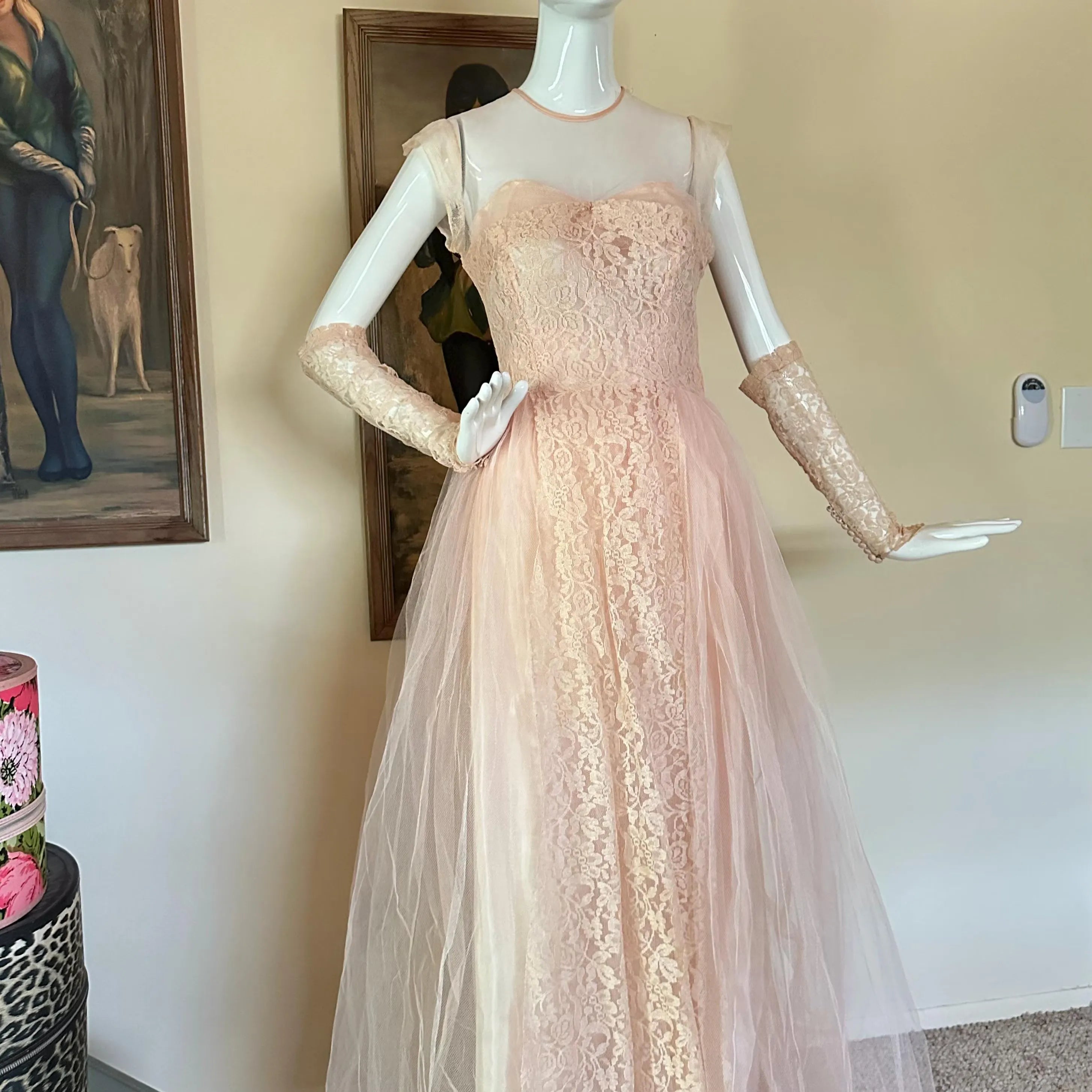 Vintage Prom Dress Enchanting Pink A-Line with Lace Bodice and Tulle Overlay For Prom Queens