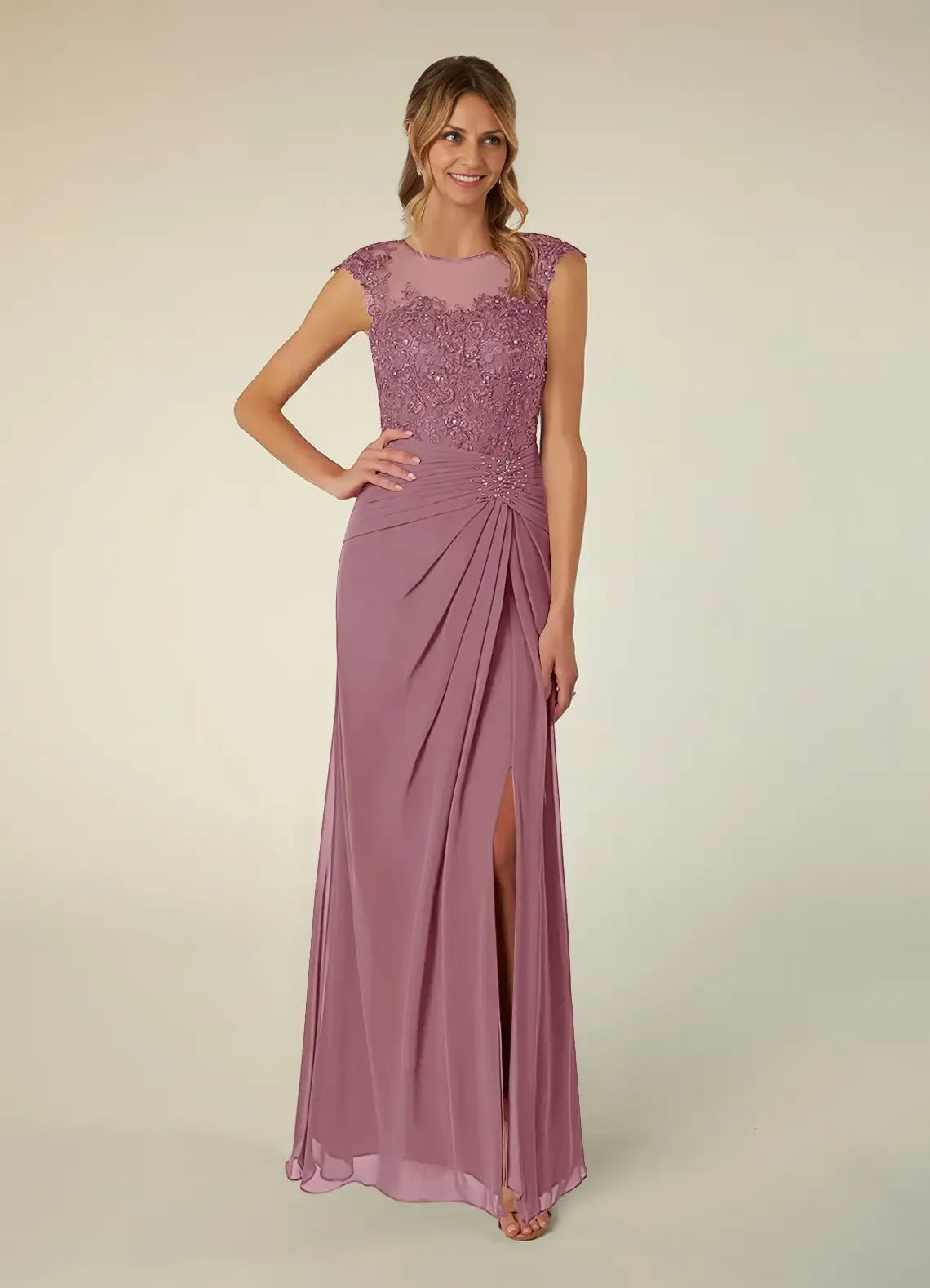 Black Dress A-Line Scoop Neck Sequins Mother of the Groom Dresses Elegant Illusion Cap Sleeves Leg Slit Evening Dress