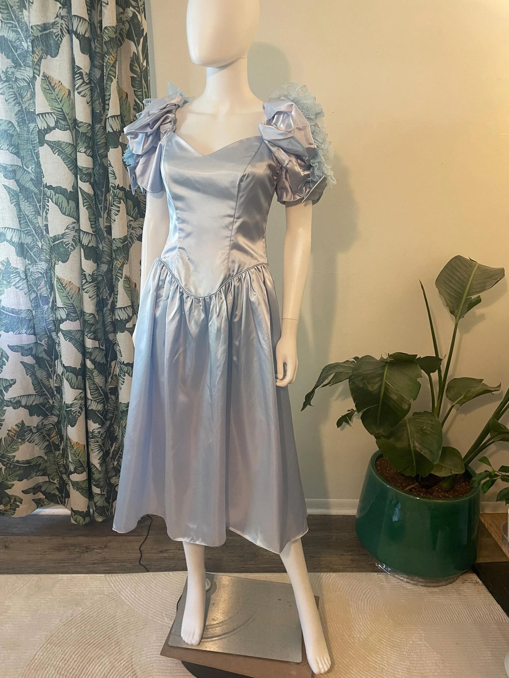 Prom Dress Vintage A Line Sweetheart Puffed Sleeve Lace Satin Light Blue Midi For Romantic Fashion Lovers