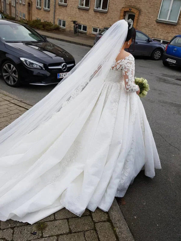 Luxurious Sweetheart Long Sleeve Applique A Line Wedding Dress For Brides Timeless Glamour