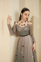 Dress A-line Gathered Round Neck Sheer Maxi Dress Vintage Pleats Prom Dress With Flower