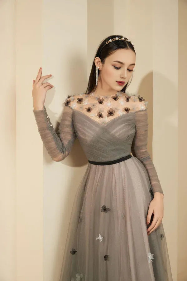 Dress A-line Gathered Round Neck Sheer Maxi Dress Vintage Pleats Prom Dress With Flower