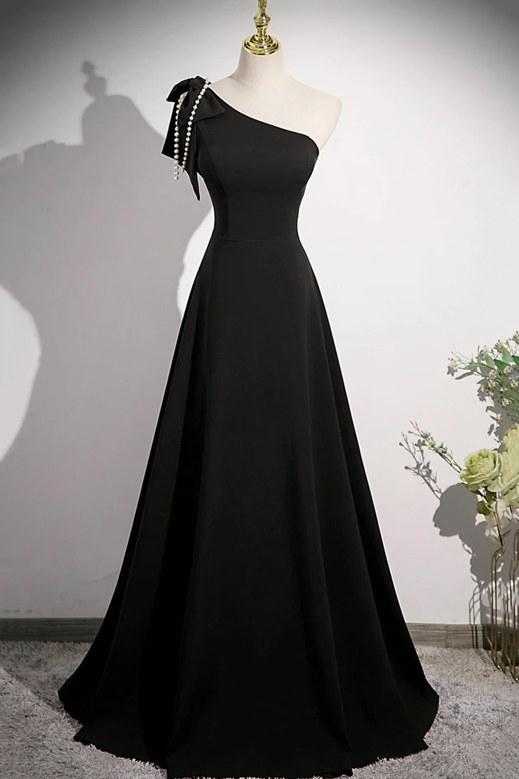 Black Dress A-Line Long Evening Dress Simple One Shoulder Party Dress Floor Length Prom Dress
