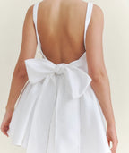 White Dress Charming Bow Back Pleated Dress Mini Dress A-Line Sleeveless Homecoming Dress
