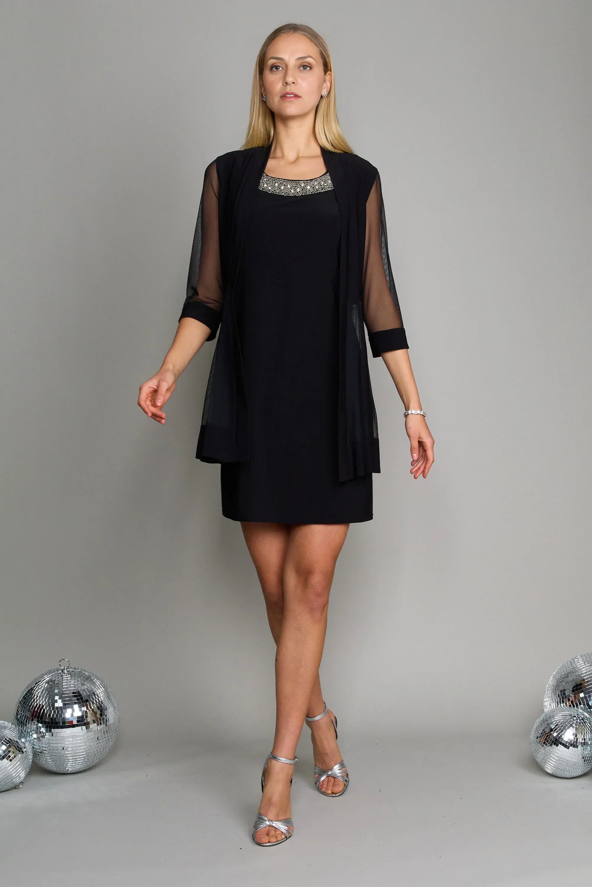 Dress Elegant Long Sleeves Prom Dress Round Neck Short Mother Of The Bride Plus Size Dress