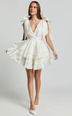 White Dress Elegant Shoulder Tie Plunge Ruffle Mini Dress A-Line Sleeveless Backless Homecoming Dress