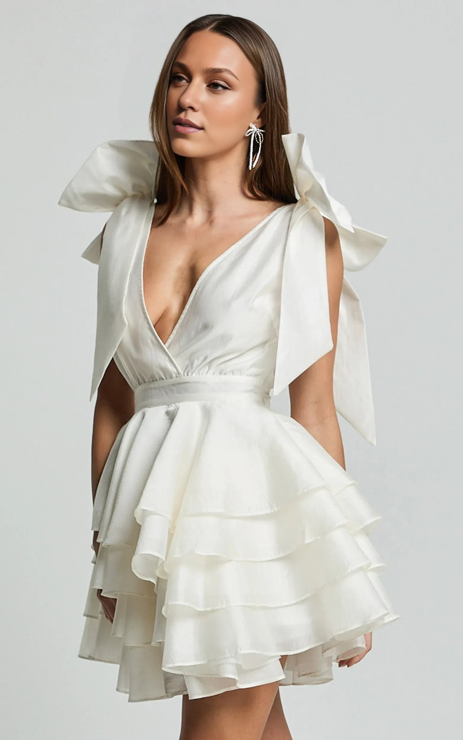 White Dress Elegant Shoulder Tie Plunge Ruffle Mini Dress A-Line Sleeveless Backless Homecoming Dress