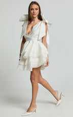 White Dress Elegant Shoulder Tie Plunge Ruffle Mini Dress A-Line Sleeveless Backless Homecoming Dress