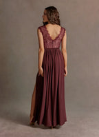 Black Dress Elegant Boat Neck Appliques Maxi Dress Sleeveless Slit A-Line V Back Prom Dress