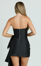 Black Dress Fashion A-Line Strapless Mini Dress Bodycon Sleeveless Party Homecoming Dress