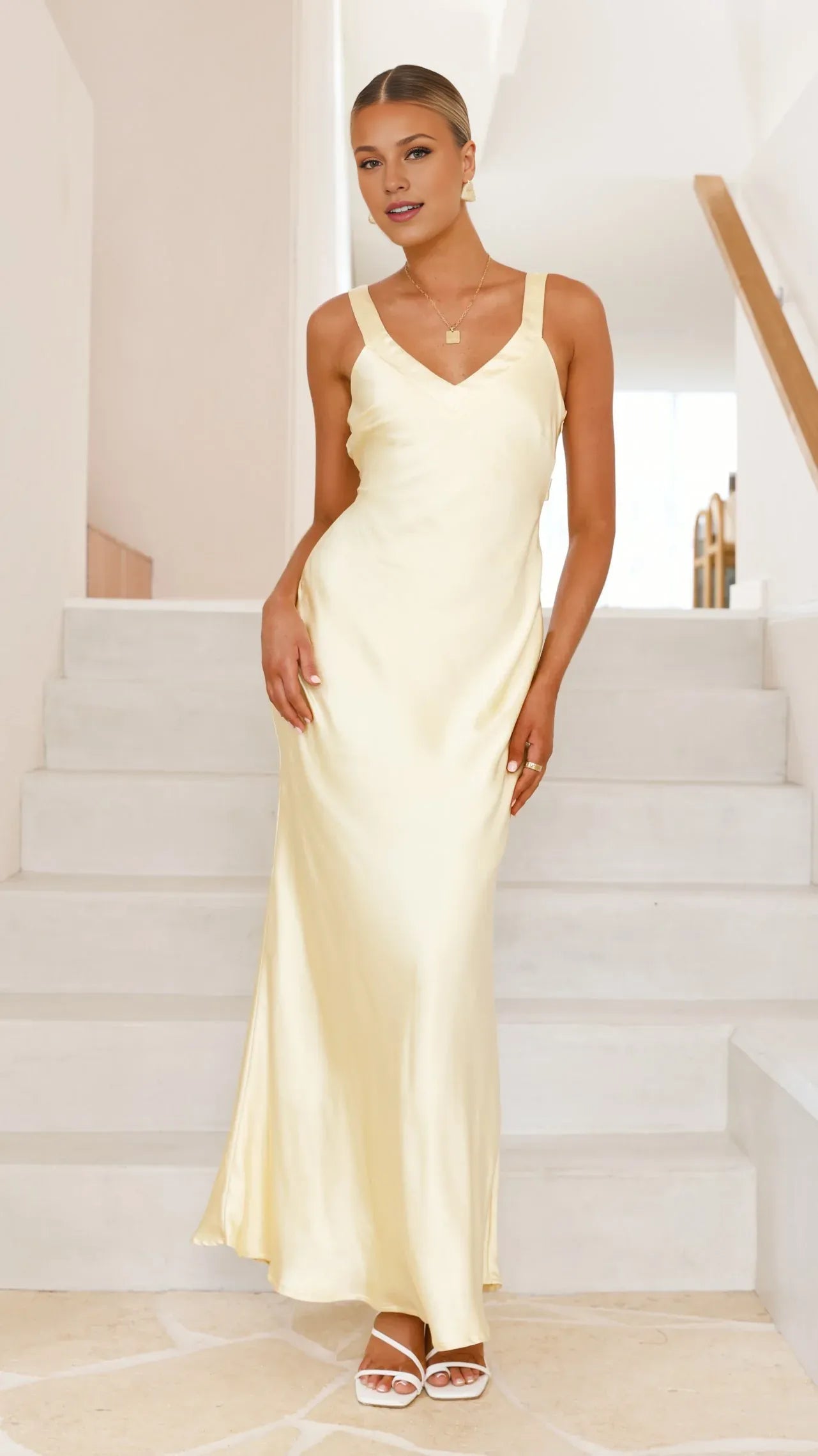 Dress Fashion V Neck Regular Straps Maxi Dress Olive Sheath Backless Solid Color Sleeveless Prom Dress