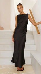 Black Dress Modern Boat Neck Maxi Dress Mermaid Sleeveless Solid Color Sheath Low Open Back Prom Dress