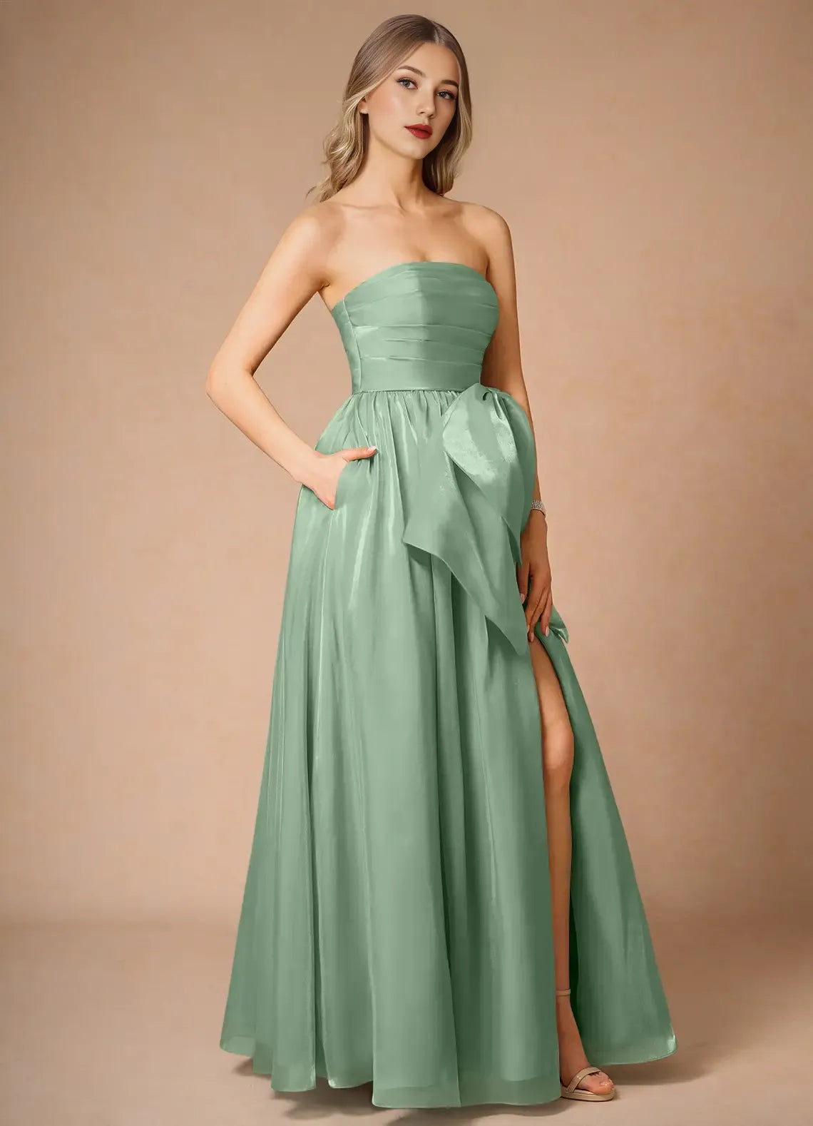 Black Dress Strapless Elegant Maxi Dress Sleeveless A-line Backless Prom Dress With Slit