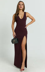 Black Dress Simple Deep V Neck Low Back Bodycon Maxi Dress Solid Color Sleeveless Backless Party Evening Dress With Slit