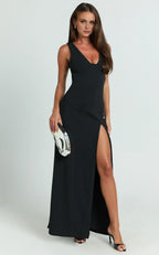 Black Dress Simple Deep V Neck Low Back Bodycon Maxi Dress Solid Color Sleeveless Backless Party Evening Dress With Slit
