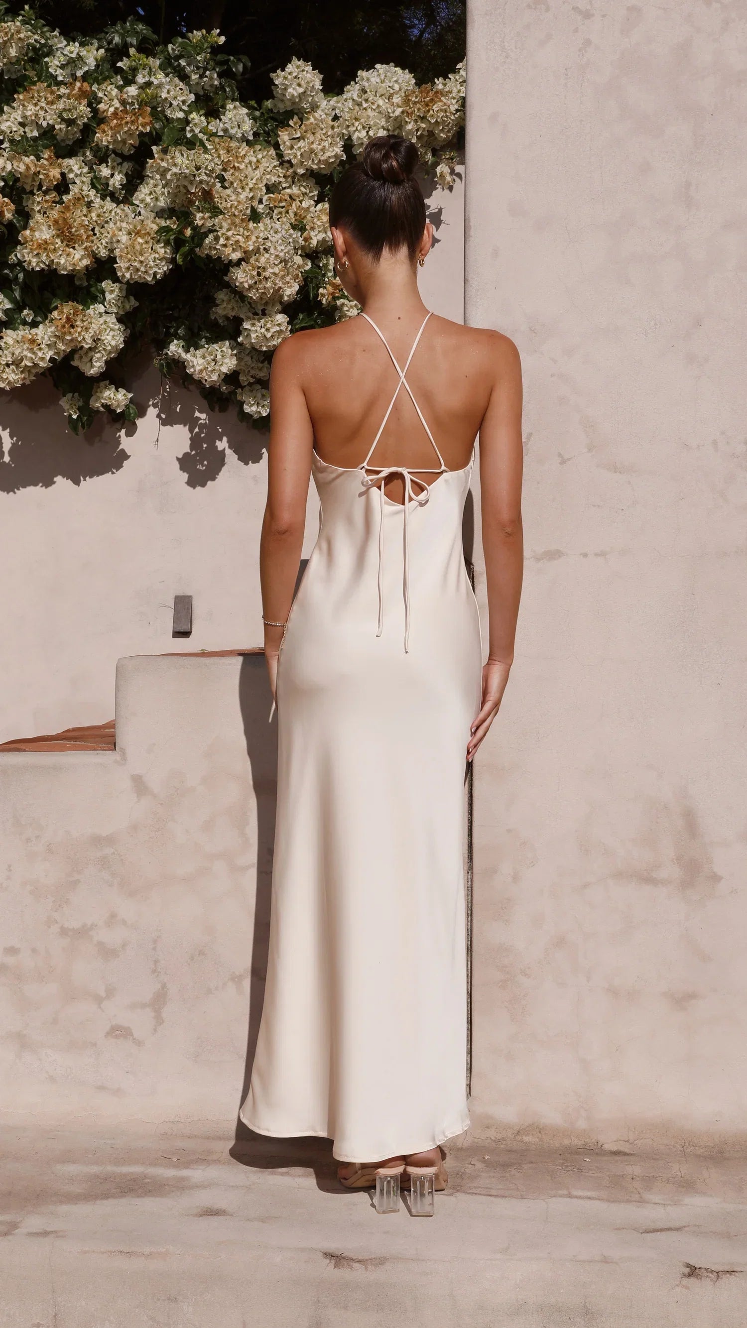 Dress Simple Halter Neck Maxi Dress Latte Mermaid Cold Shoulder Solid Color Sheath Open Back Prom Dress