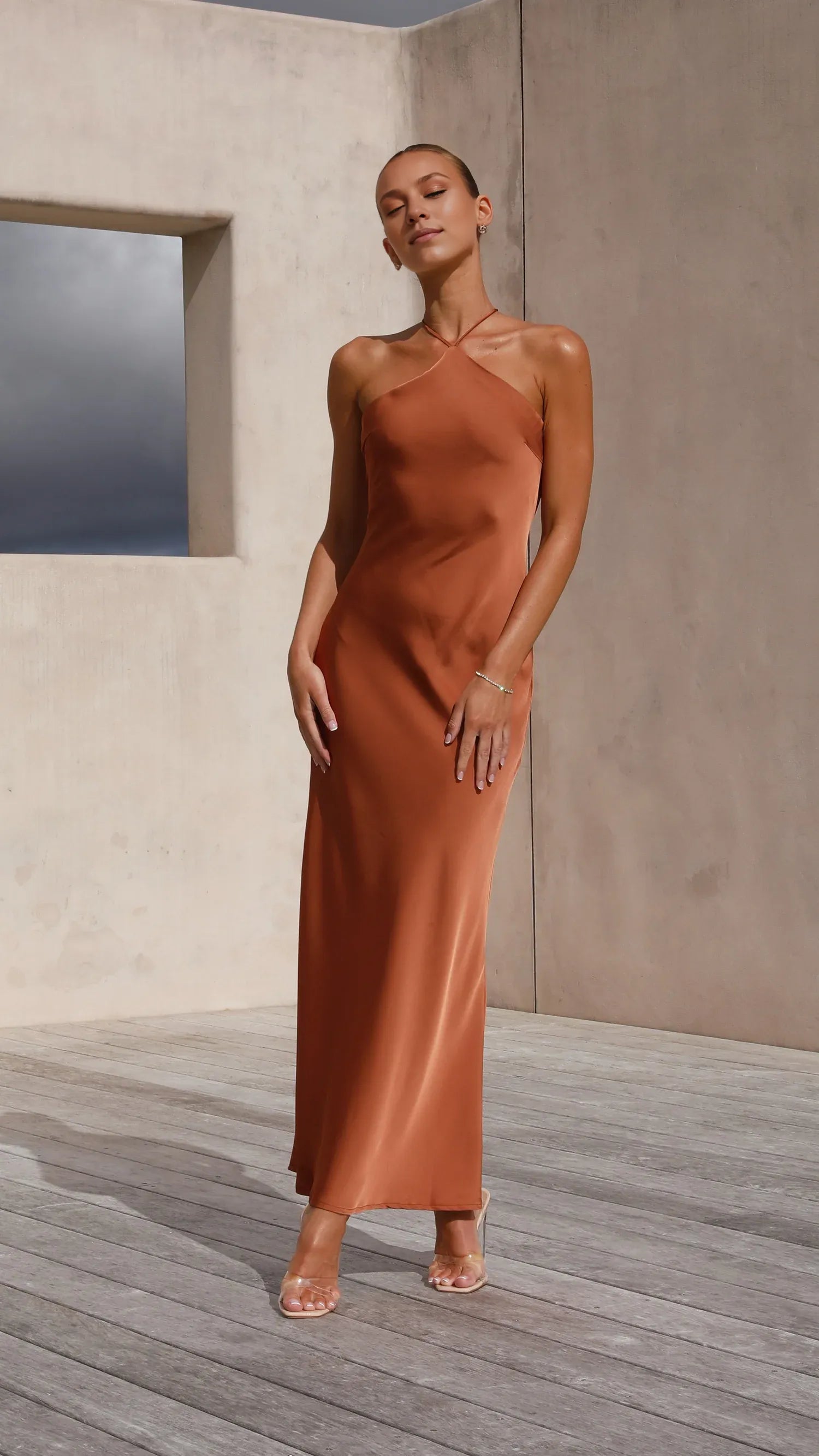 Dress Simple Halter Neck Maxi Dress Latte Mermaid Cold Shoulder Solid Color Sheath Open Back Prom Dress