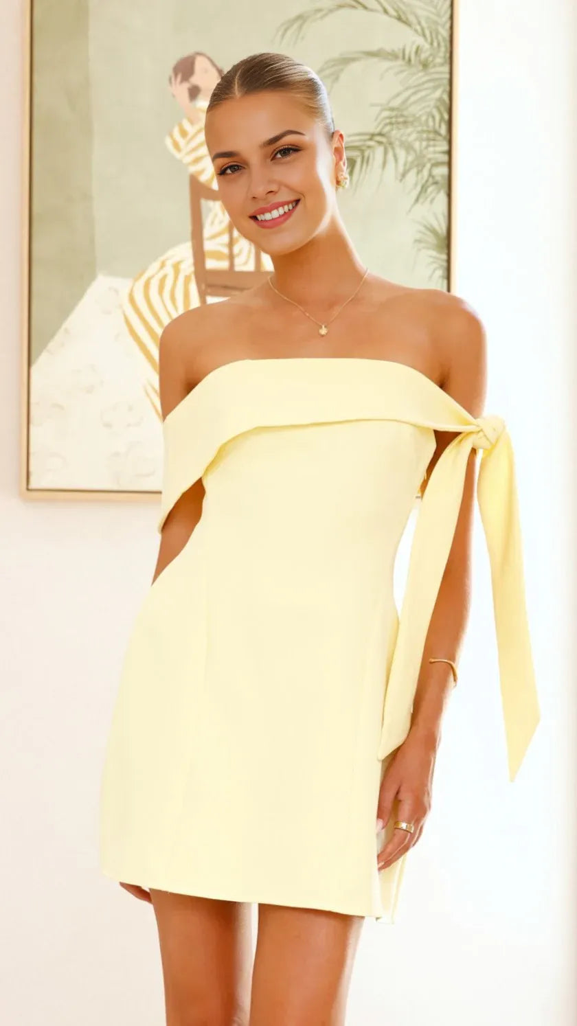 Wine Dress Simple Off Shoulder Mini Dress A-line Backless Solid Color Sleeveless Homecoming Dress
