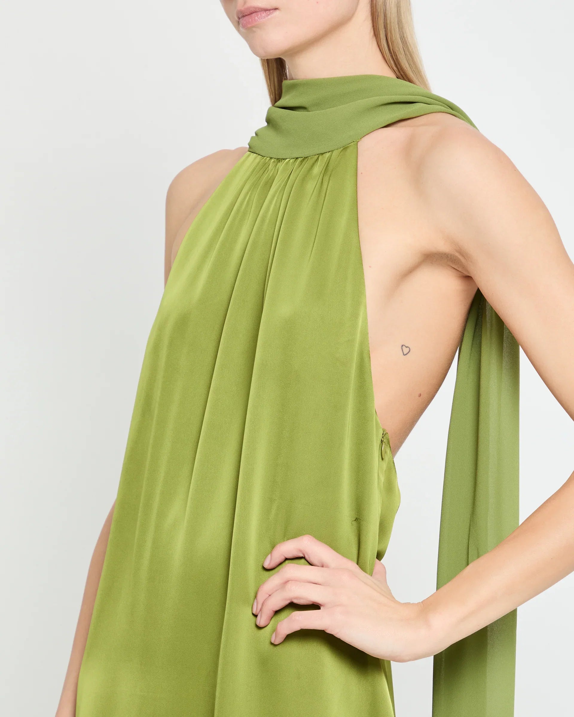 Dress Stunning Straight Tube Cold Shoulder Evening Dress Sleeveless Low Open Back Solid Color Scarf Prom Dress