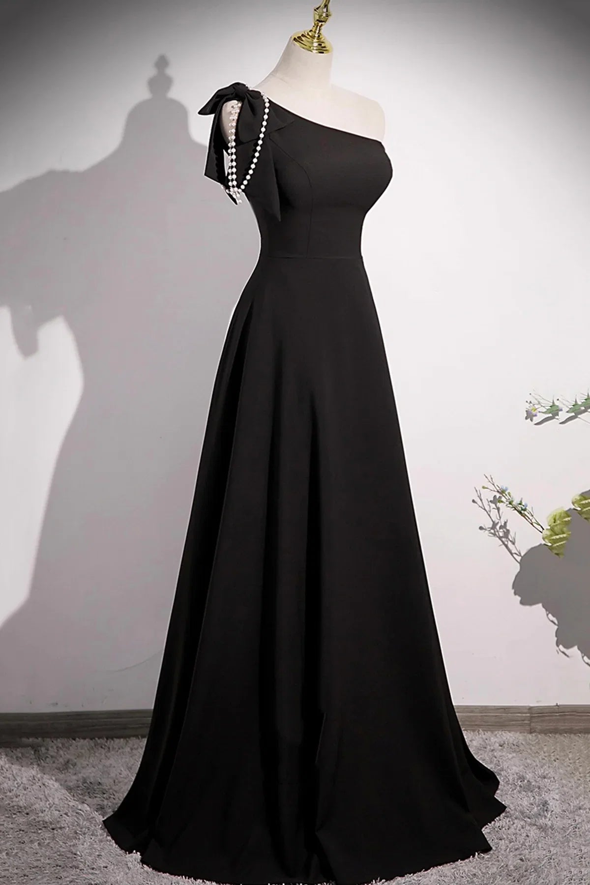 Black Dress A-Line Long Evening Dress Simple One Shoulder Party Dress Floor Length Prom Dress