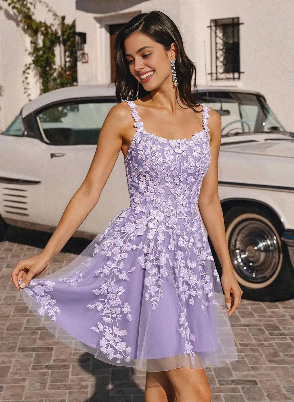 Whimsical A-Line Spaghetti Strap Scoop Neck Floral Appliqué Mini Homecoming Dress