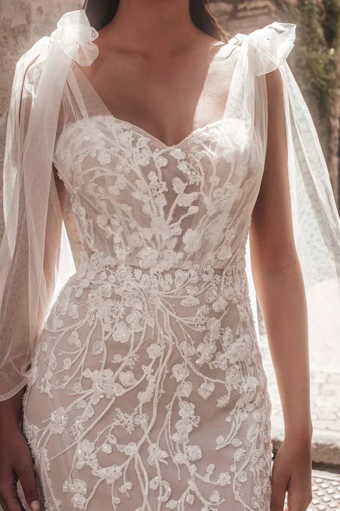 Whimsical Trumpet Sweetheart Neckline Bow Strap Open Back Floor Length Wedding Dress
