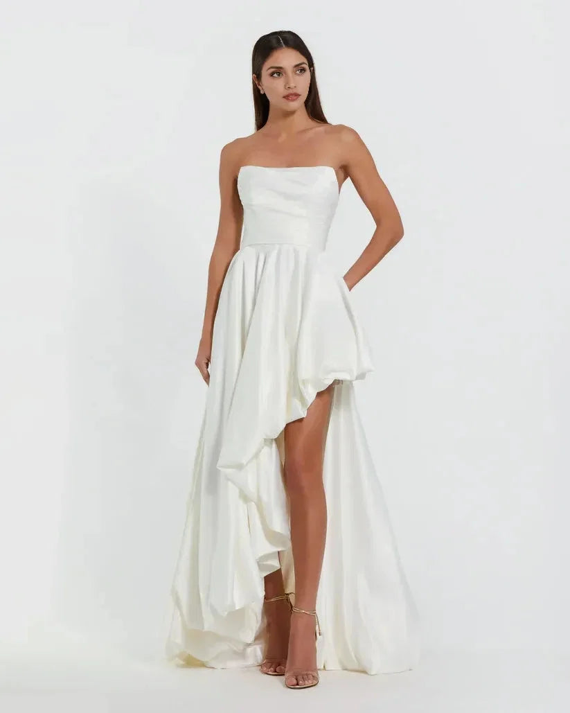 Fashion A-Line/Princess Strapless Sleeveless Zipper Up Sweep/Brush Train Wedding Dress