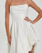 Fashion A-Line/Princess Strapless Sleeveless Zipper Up Sweep/Brush Train Wedding Dress