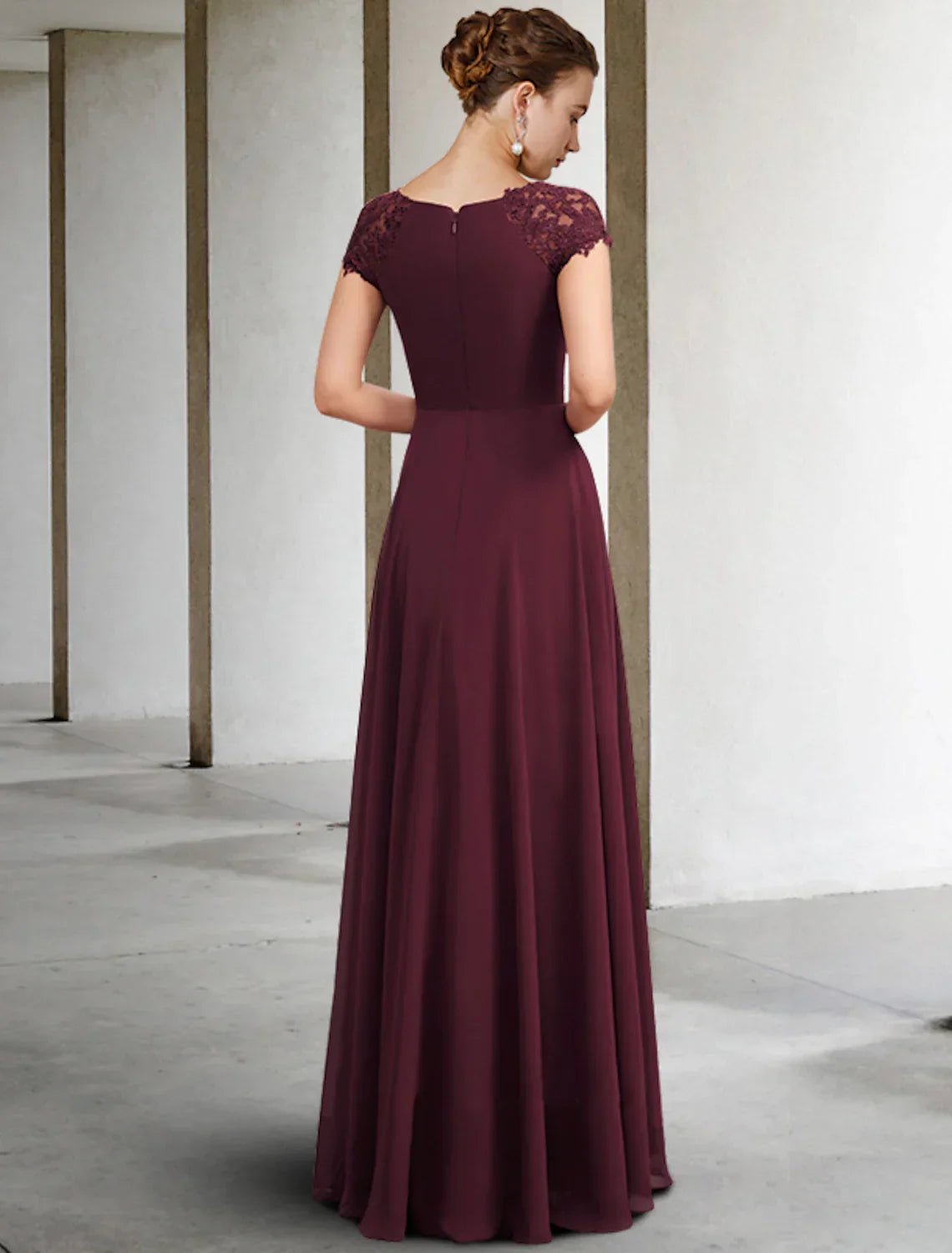 A-Line Mother of the Bride Dress Elegant Floor Length Chiffon Lace Short Sleeve Appliques Ruching