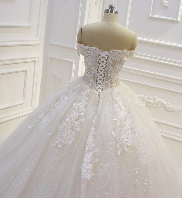 Off The Shoulder Ball Gown Wedding Dress With Applique, Floor Length, Timeless Bridal Elegance For Brides