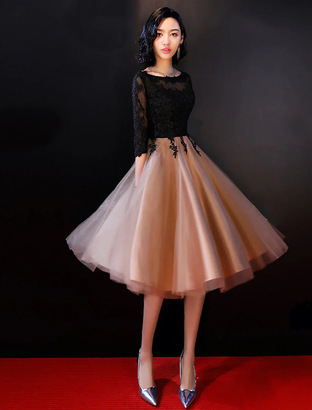 A-Line Celebrity Style Wedding Guest Cocktail Party Dress Boat Neck Backless Half Sleeve Knee Length Lace with Lace Insert Appliques