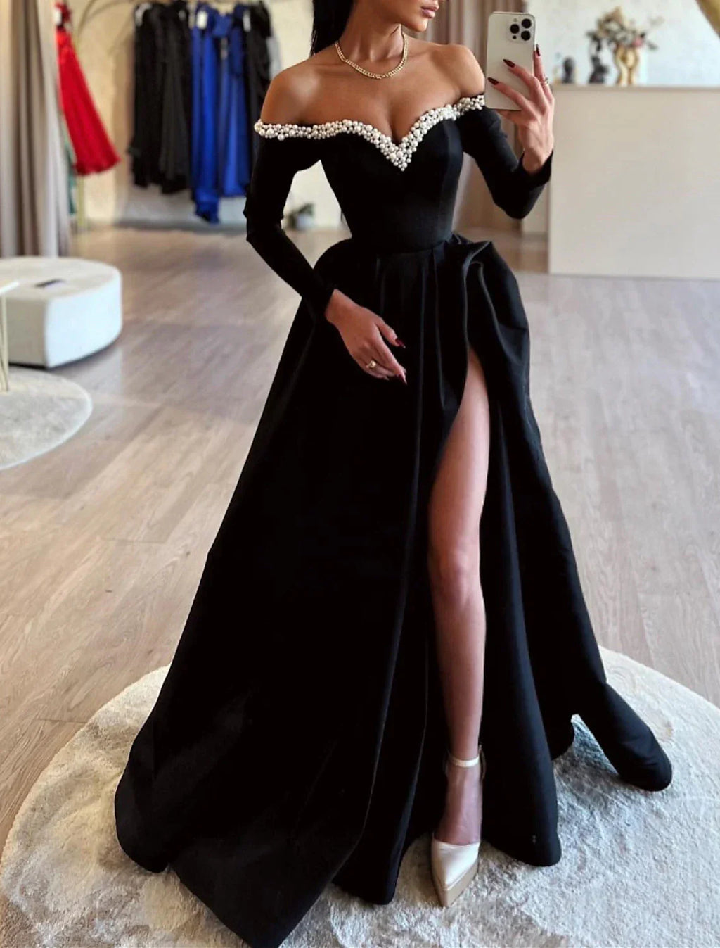 A-Line Evening Gown Black Dress Dress Formal Masquerade Sweep / Brush Train Long Sleeve Off Shoulder Satin with Pearls Slit