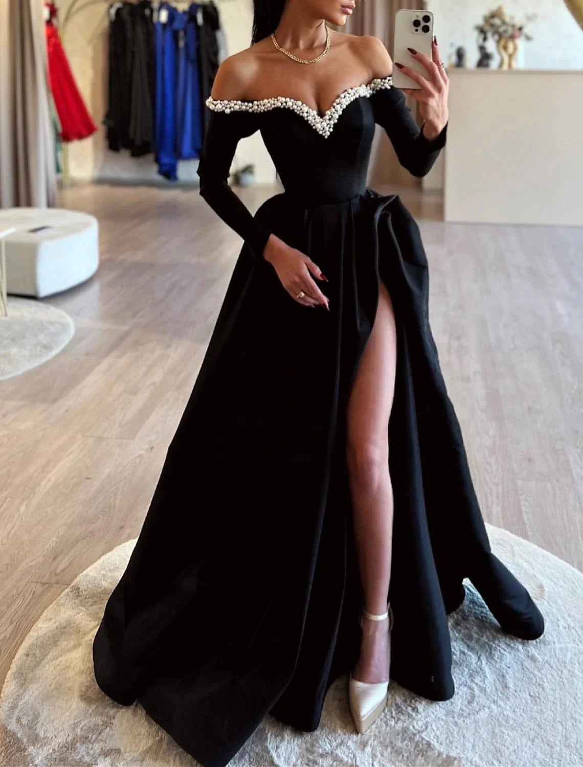 A-Line Evening Gown Black Dress Dress Formal Masquerade Sweep / Brush Train Long Sleeve Off Shoulder Satin with Pearls Slit
