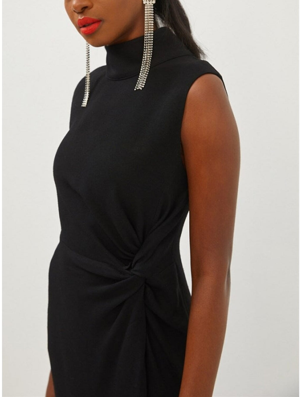 Sheath / Column Evening Gown Black Dress Elegant Dress Formal Ankle Length Sleeveless High Neck Stretch Fabric with Feather Slit