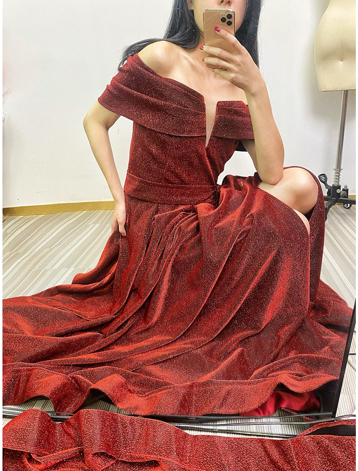 A-Line Sequin Evening Gown Prom Silver Green Sparkle & Shine Black Party Formal Dress Formal Fall Court Train Sleeveless Off Shoulder Slit