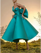 Ball Gown Cocktail Black Dress Vintage Dress Homecoming Wedding Guest Tea Length Sleeveless One Shoulder Satin with Bow(s)