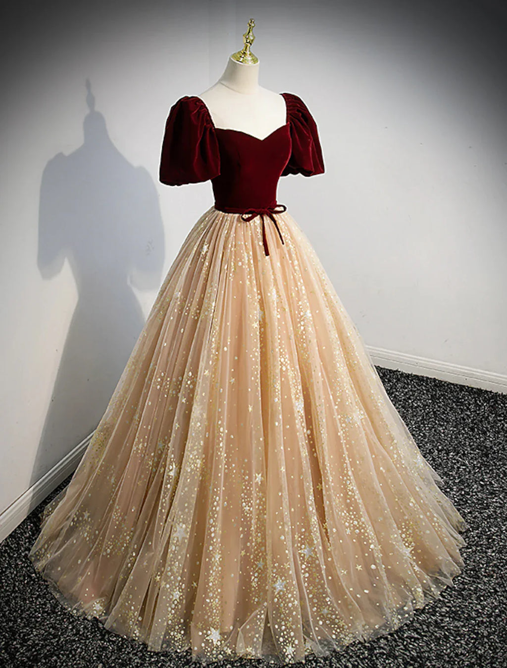 A-Line Sparkle Elegant Wedding Guest Engagement Dress Illusion Neck Short Sleeve Floor Length Tulle with Sequin Tassel Appliques