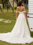 A-Line/Princess Tulle Applique Off-the-Shoulder Sleeveless Chapel Train Wedding Dresses