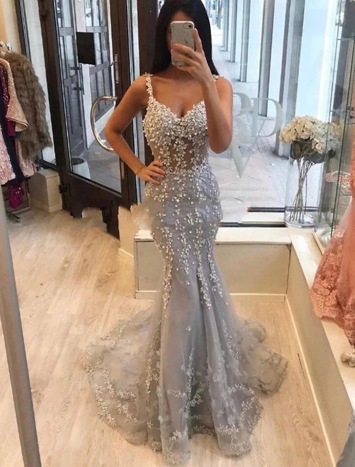 Mermaid / Trumpet Minimalist Elegant Party Wear Formal Evening Dress V Neck Sleeveless Sweep / Brush Train Tulle with Beading Appliques
