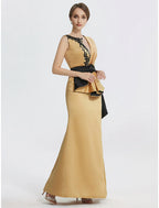 Sheath / Column Evening Gown Elegant Dress Formal Floor Length Sleeveless Jewel Neck Satin with Embroidery Appliques