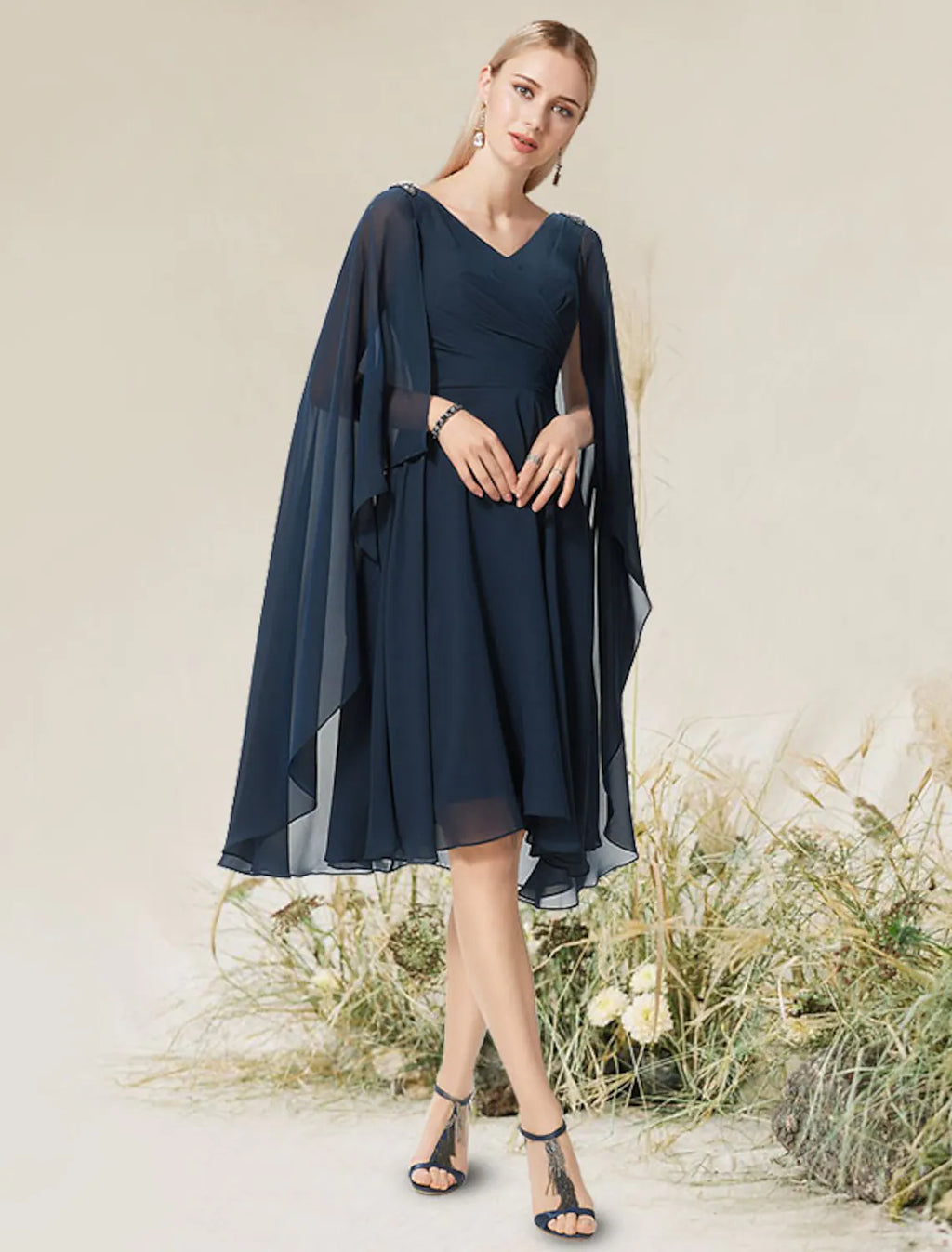 A-Line Cocktail Dresses Party Dress Wedding Knee Length Short Sleeve V Neck Chiffon with
