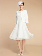 Two Piece A-Line Mother of the Bride Dress Wedding Guest Elegant Petite Jewel Neck Knee Length Chiffon Lace 3/4 Length Sleeve with Pleats Solid Color