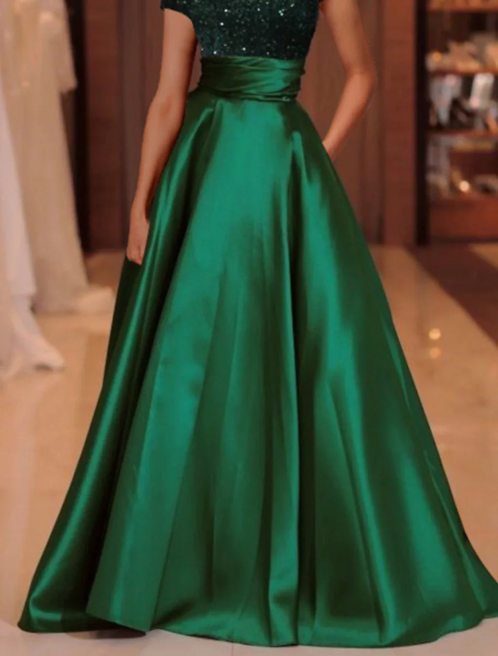 A-Line Evening Gown Elegant Dress Christmas Floor Length Short Sleeve High Neck Satin with Sequin