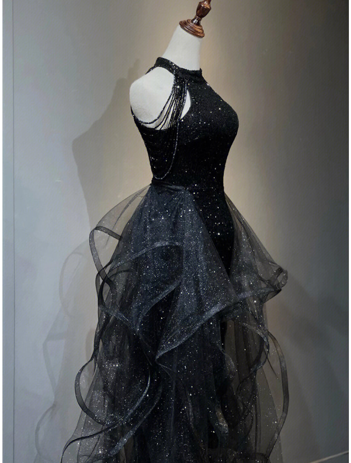 A-Line Prom Dresses Wedding Party Sleeveless y Sequined with Ruffles