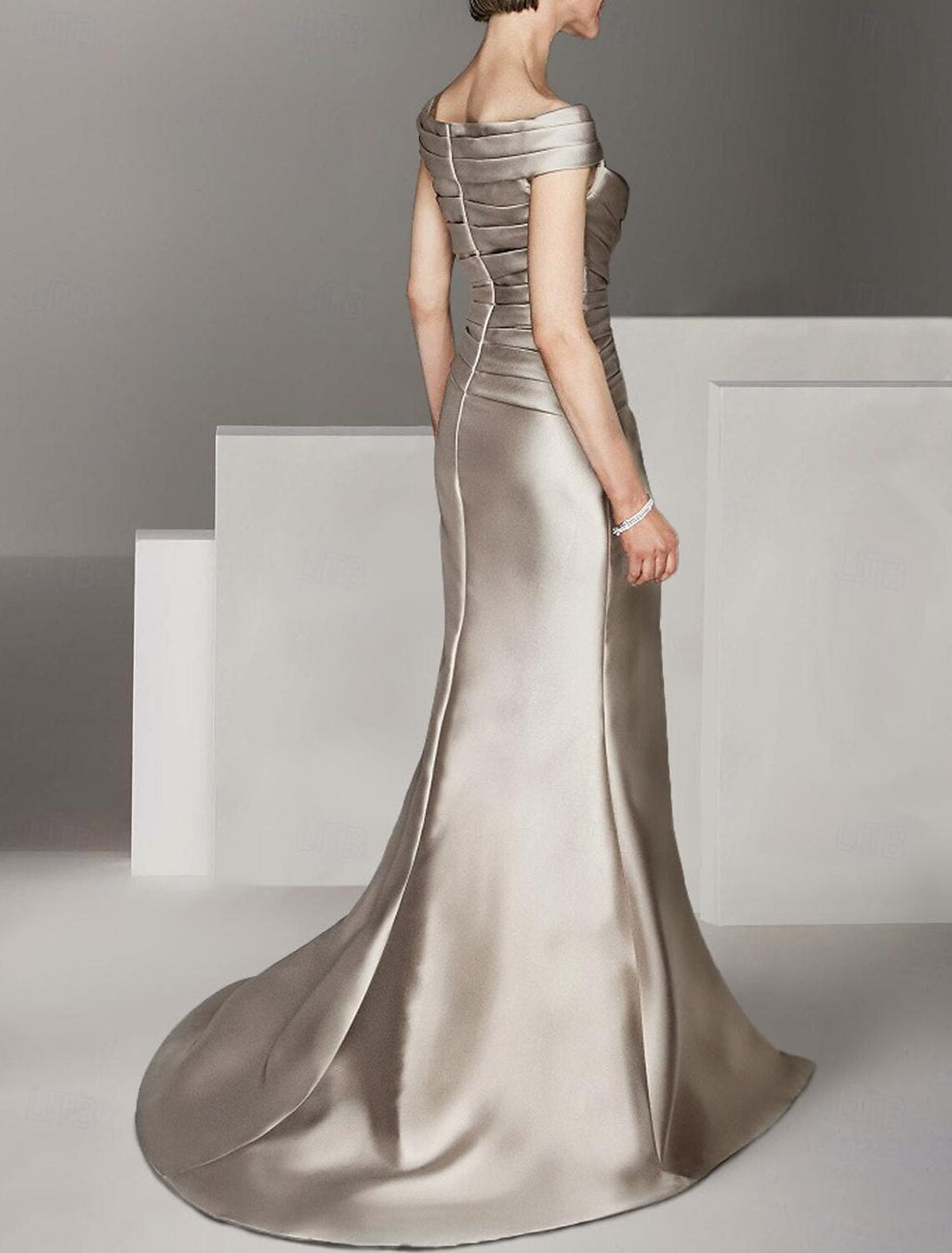 A-Line Mother of the Bride Dress Formal Wedding Guest Elegant Scoop Neck Off Shoulder Floor Length Ankle Length Italy Satin Cap Sleeve with Ruching