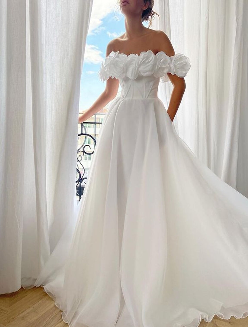 A-Line Prom Dresses Elegant Dress Engagement Sweep / Brush Train Sleeveless Off Shoulder Organza with Sleek
