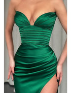 Mermaid / Trumpet Prom Dresses Minimalist Dress Wedding Guest Wedding Party Sweep / Brush Train Sleeveless V Neck Italy Satin with Pleats Ruched Pure Color