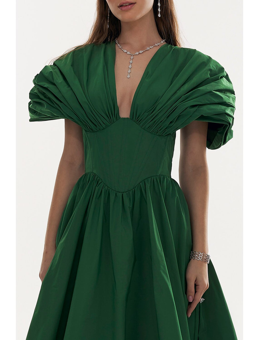 A-Line Evening Gown Elegant Christmas Red Green Dress Formal Black Dress Plus Size Fall Floor Length Short Sleeve V Neck Satin with Pleats