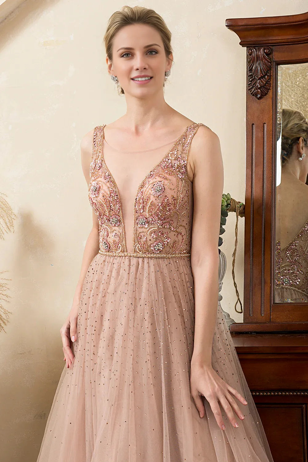A-Line Luxurious Prom Formal Evening Dress Backless Sleeveless Floor Length Tulle with Crystals Beading