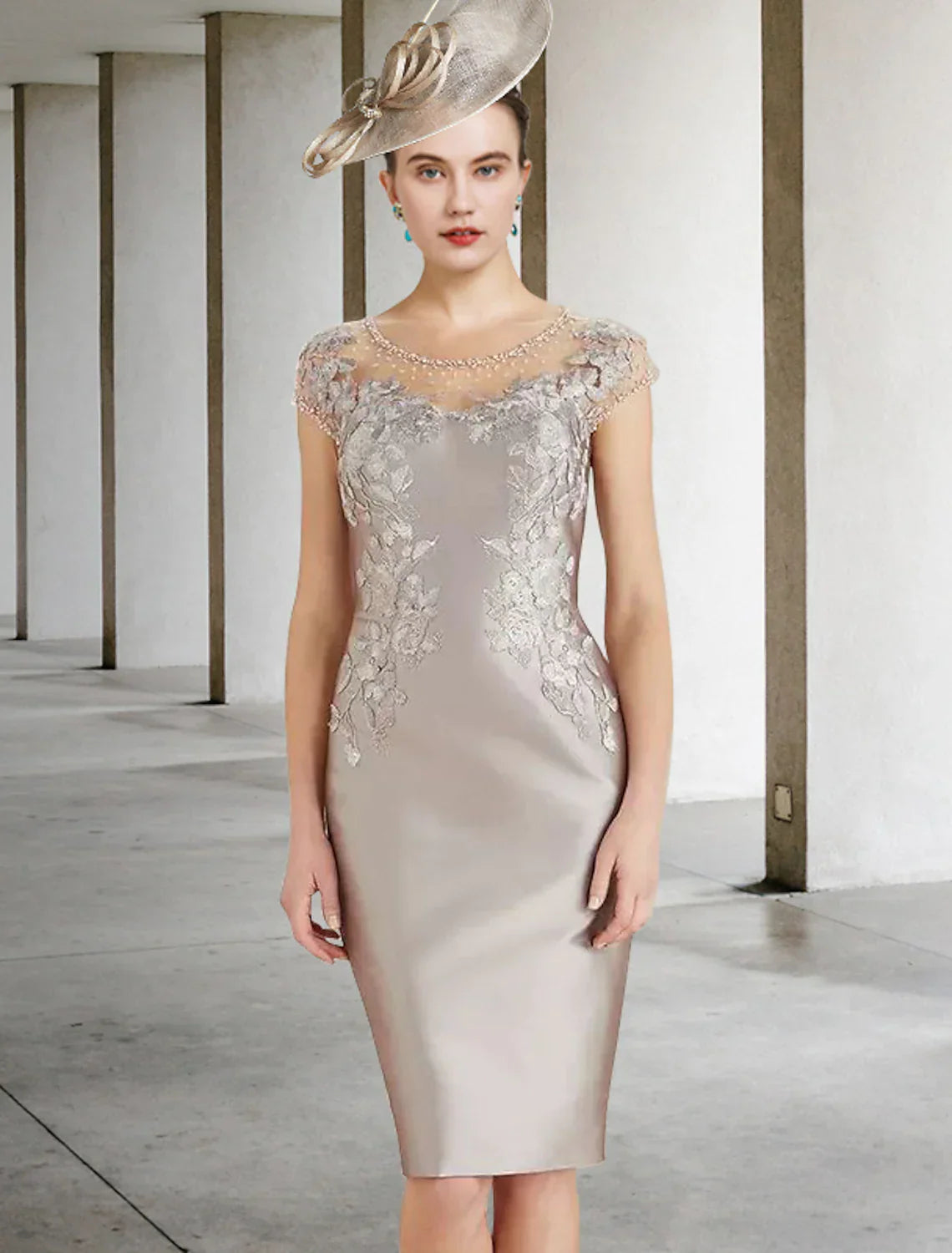 Mother of the Bride Dress Elegant Knee Length Lace Charmeuse Beading